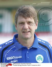 24.07.2012, Fuerth, Torwarttrainer Guenther Reichold Fussball SpVgg.
